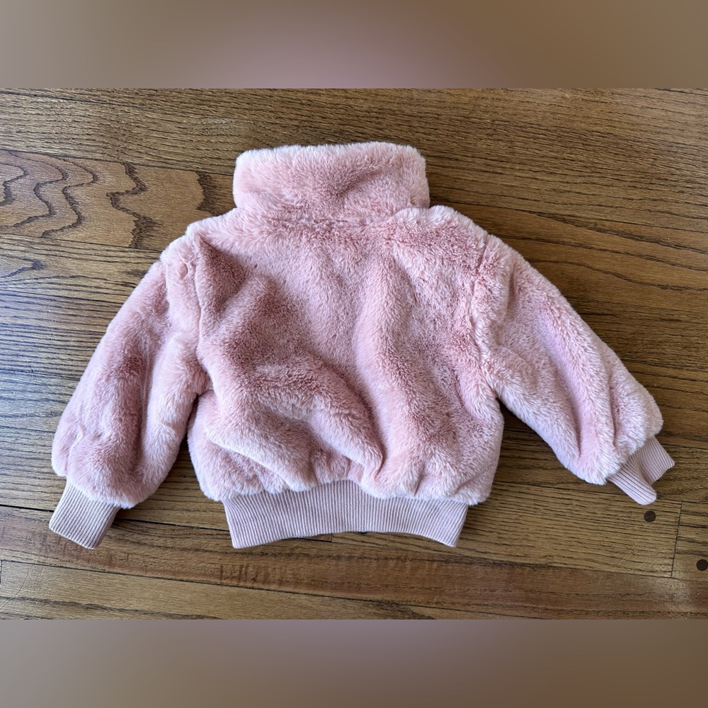 Urban Republic Toddler Girl Faux Fur Pink Jacket Size 2T - Picture 2 of 3